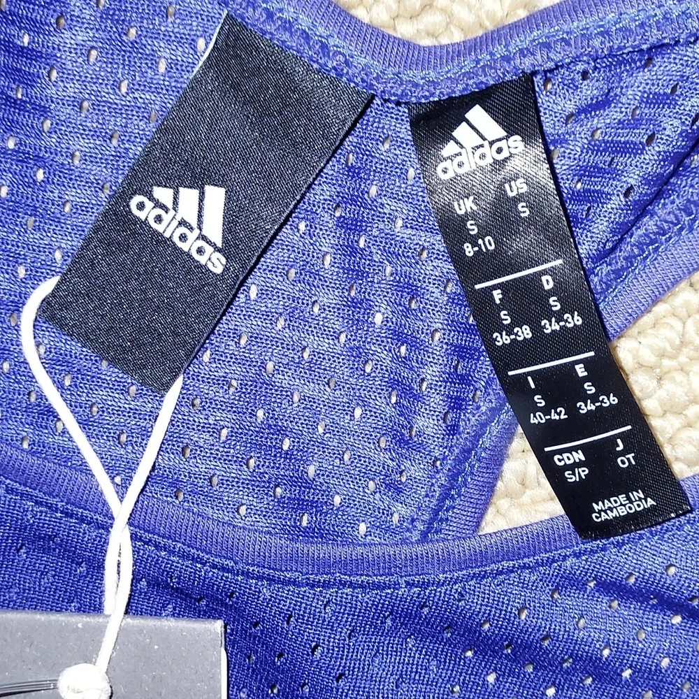 Workout Tank - Picture 3 of 4